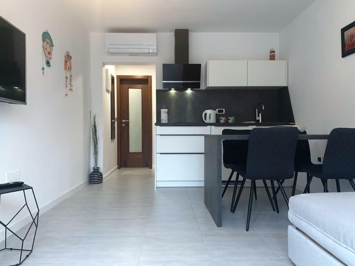 Apartments Artemus Karliva Изола Экстерьер фото